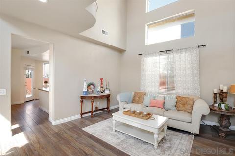 1215 Adobe Ter, Vista, CA 92081 photo 2