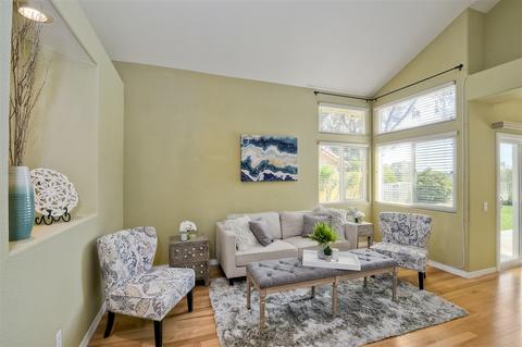 2165 Anda Lucia Way, Oceanside, CA 92056 photo 3