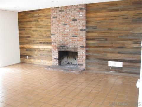 2726 Macdonald St, Oceanside, CA 92054 photo 5