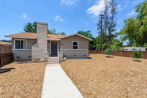 9486 Los Coches, Lakeside, CA 92040 photo 1