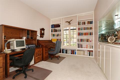 9038 Summerhill Pt, Alpine, CA 91901 photo 11