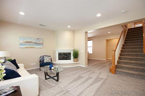 1196 Breakaway Dr, Oceanside, CA 92057 photo 3