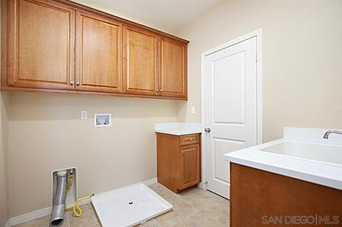 1196 Breakaway Dr, Oceanside, CA 92057 photo 22