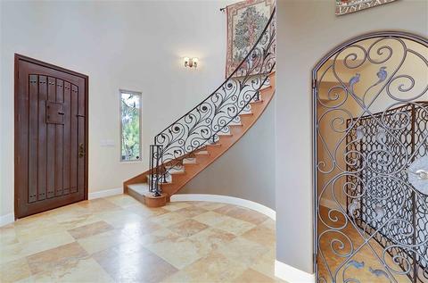 2076 Elevado Rd, Vista, CA 92084 photo 4