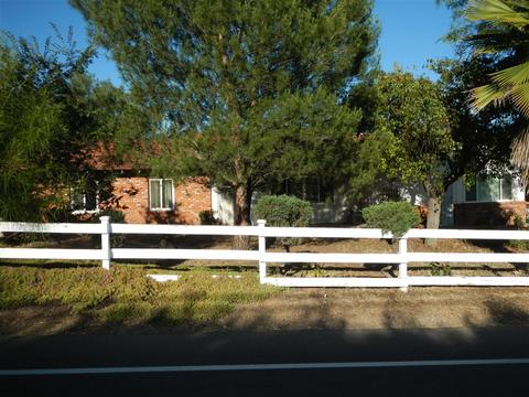 644 Hunter St, Ramona, CA 92065 photo 3
