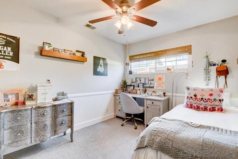 863 H Ave, Coronado, CA 92118 photo 16