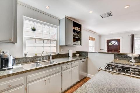 863 H Ave, Coronado, CA 92118 photo 9