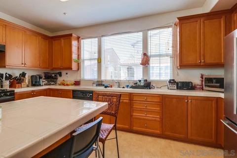 10225 Daybreak Ln #1, Santee, CA 92071 photo 2