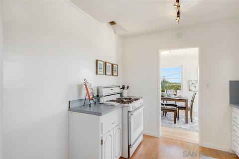 8528 Boulder Dr, La Mesa, CA 91941 photo 11
