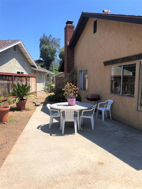 425 Sunridge Pl, Escondido, CA 92026 photo 9