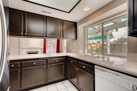 2103 Madiera Dr, Oceanside, CA 92056 photo 11