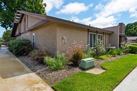 3465 Peach Tree Way, Oceanside, CA 92058 photo 4
