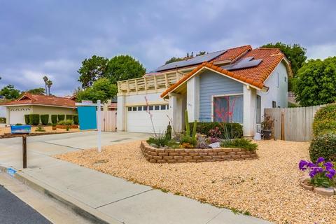 1431 Mountain Meadow Dr, Oceanside, CA 92056 photo 3
