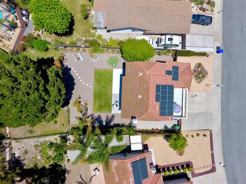 1431 Mountain Meadow Dr, Oceanside, CA 92056 photo 2