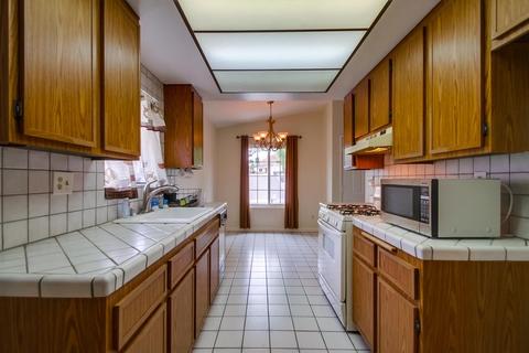 1245 Paseo Hermosa, Oceanside, CA 92056 photo 9
