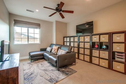 7555 Circulo Sequoia, Carlsbad, CA 92009 photo 16