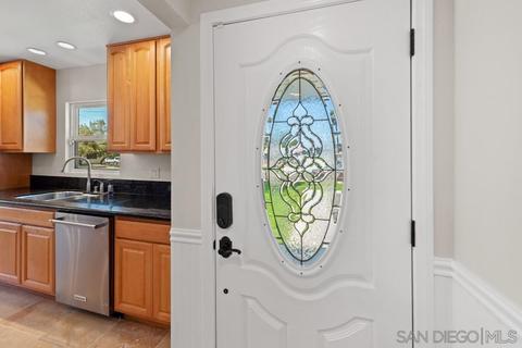 12909 Berlin St, Poway, CA 92064 photo 4