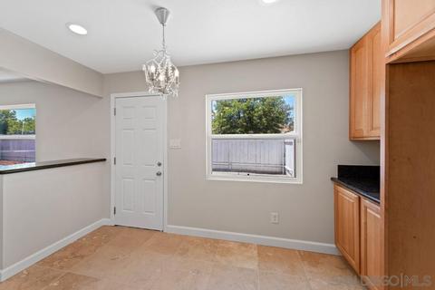 12909 Berlin St, Poway, CA 92064 photo 9