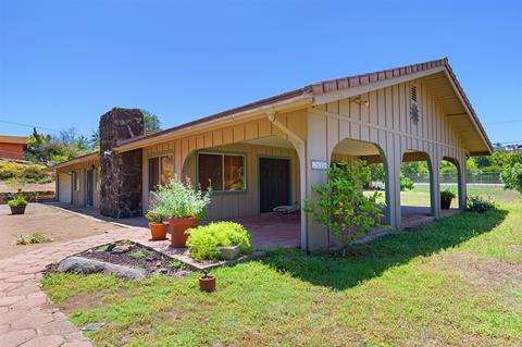 2616 Bernardo Ave, Escondido, CA 92029 photo 3