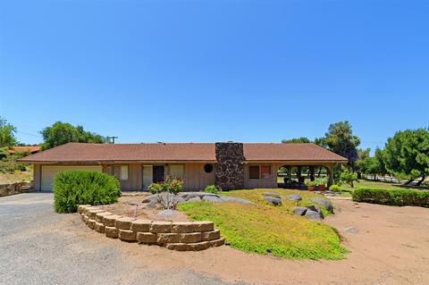 2616 Bernardo Ave, Escondido, CA 92029 photo 1