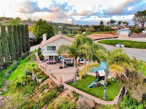 3080 Foxhall Gln, Escondido, CA 92029 photo 2