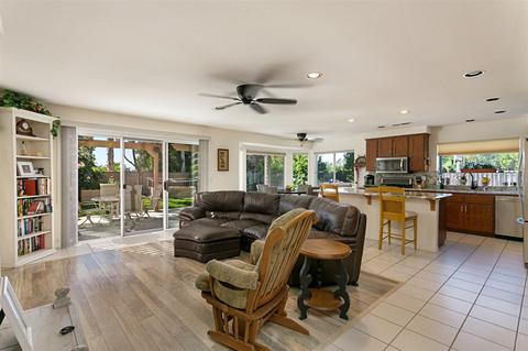 1932 Sunlight, Oceanside, CA 92056 photo 5