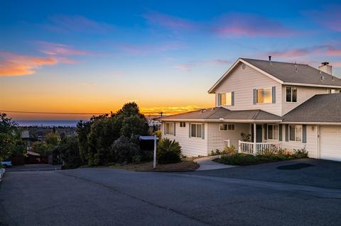 1724 Laurel Rd, Oceanside, CA 92054 photo 2