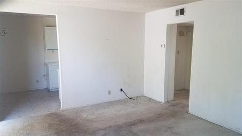 3147 Buena Hills Dr, Oceanside, CA 92056 photo 4