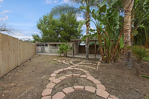 8945 Paradise Park Dr, Lakeside, CA 92040 photo 18