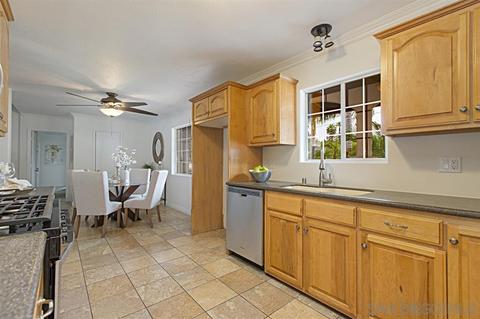 8945 Paradise Park Dr, Lakeside, CA 92040 photo 7