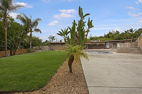8945 Paradise Park Dr, Lakeside, CA 92040 photo 17