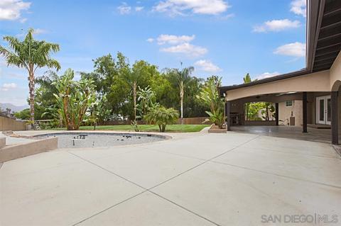 8945 Paradise Park Dr, Lakeside, CA 92040 photo 16