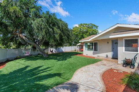 612 Sunset Dr, Vista, CA 92081 photo 3