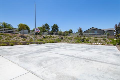 8677 Camden Dr, Santee, CA 92071 photo 25