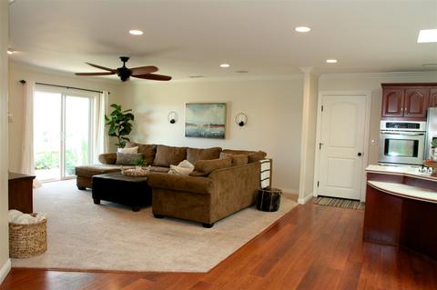 2077 Sikokis Pl, Escondido, CA 92025 photo 6