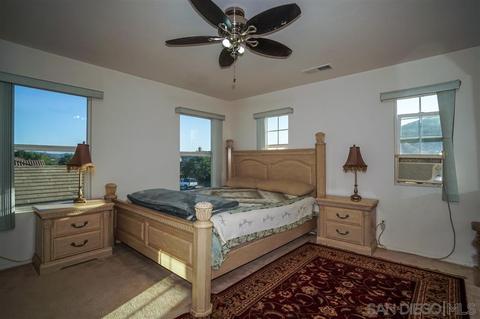 978 Cornflower Dr, Hemet, CA 92545 photo 7