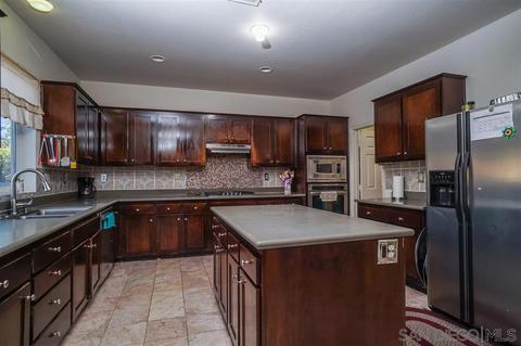 978 Cornflower Dr, Hemet, CA 92545 photo 13