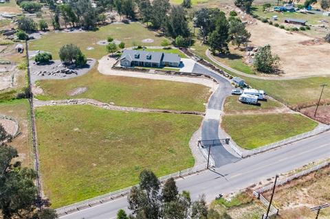 2040 Pamo Rd, Ramona, CA 92065 photo 2