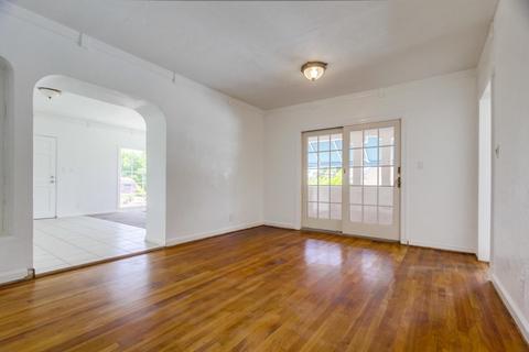 906 Galopago St, Spring Valley, CA 91977 photo 9