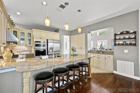 632 Calle Montera, Escondido, CA 92025 photo 8