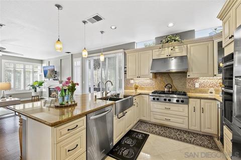 632 Calle Montera, Escondido, CA 92025 photo 6