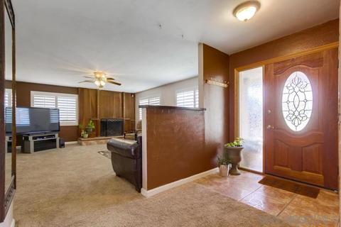 12127 Merrill Pl, Lakeside, CA 92040 photo 2