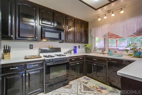 12127 Merrill Pl, Lakeside, CA 92040 photo 9