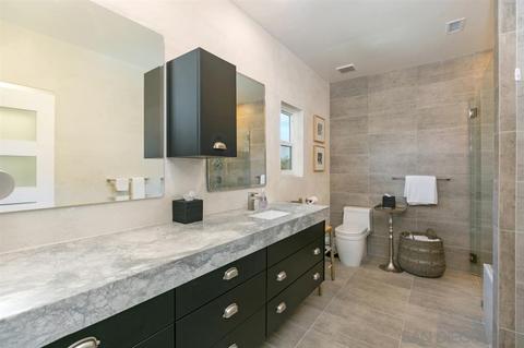 7725 Eads, La Jolla, CA 92037 photo 10