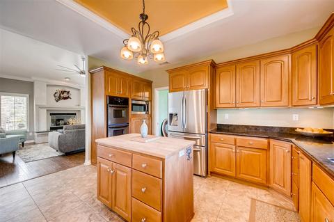 2120 Catalina Ave, Vista, CA 92084 photo 7