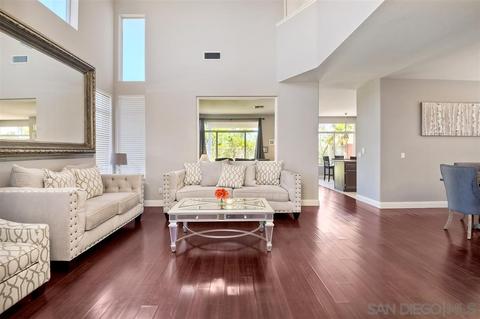 2516 Starlight Gln, Escondido, CA 92026 photo 2