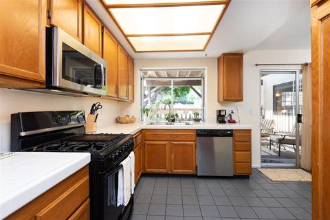 1447 Westmore Pl, Oceanside, CA 92056 photo 8