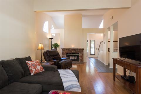 1447 Westmore Pl, Oceanside, CA 92056 photo 5
