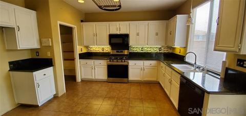27595 Nellie Ct, Temecula, CA 92591 photo 3