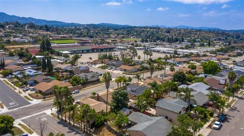 1738 Goodwin Dr, Vista, CA 92084 photo 22